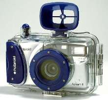 Camera takes photos up to 65 ft underwater.