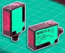 Subminiature Photoelectric Sensors offer one-touch setup.