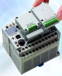 PLC features 16 or 32 Kstep program capacity.