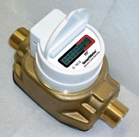 Fluidic Oscillation Water Meter offers 2 battery options.