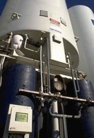 Reducing Carbon Dioxide Emissions Using Oxy-Combustion Processes