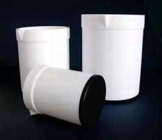 Heatable Beakers feature PTFE design.