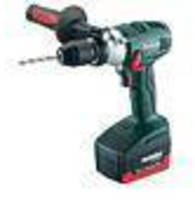 Hammer Drill/Driver suits space-restricted applications.