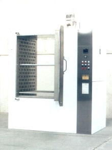 Cleanroom Cabinet Oven operates at 500 ºF.