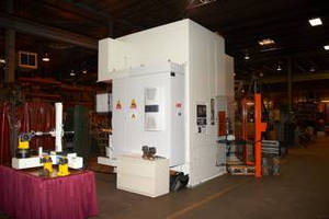 Hunter Open House Featured New Maus Grinding Center and Programming Station for Metal Casters