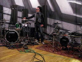 Auralex Finds the Right Beat for Kenny Aronoff