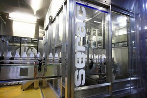 Isolator optimizes aseptic beverage packaging operations.