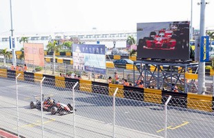 Lighthouse Screens Are the Right Formula for Macau Grand Prix