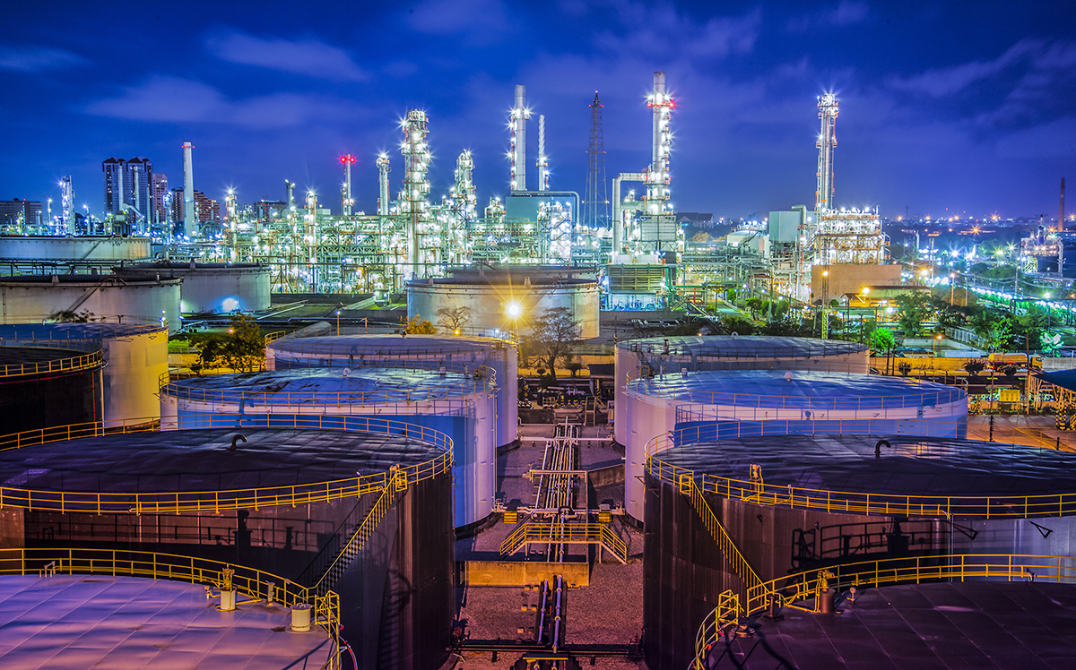 Ongoing investments in energy and chemicals are among the end-uses driving global valve and pump sales.